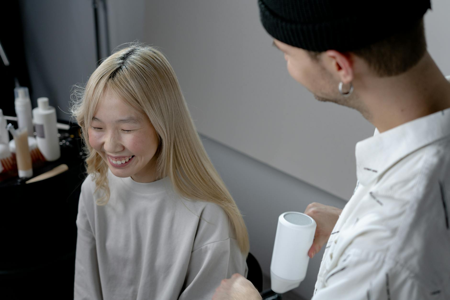 Giulia Mendoza &mdash; Senior stylist &middot; founder &middot; Leo Poli Studio